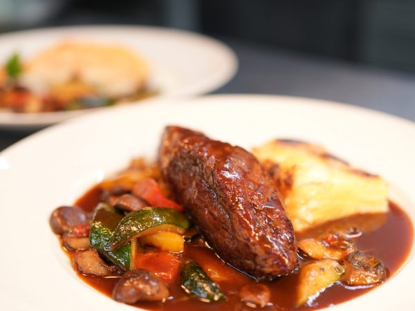 2024-12-12 Flank Steak mit medi Gemüse und Kartoffelgratin